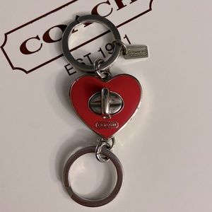 COACH Heart Turnlock Valet Security Keychain